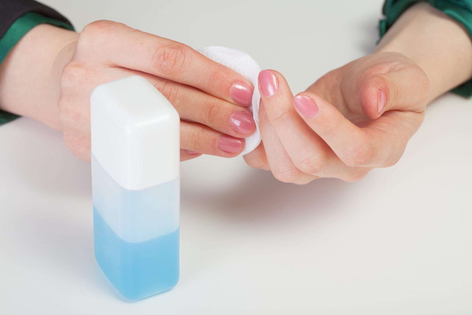 1. Acetone nail polish remover - wide 7