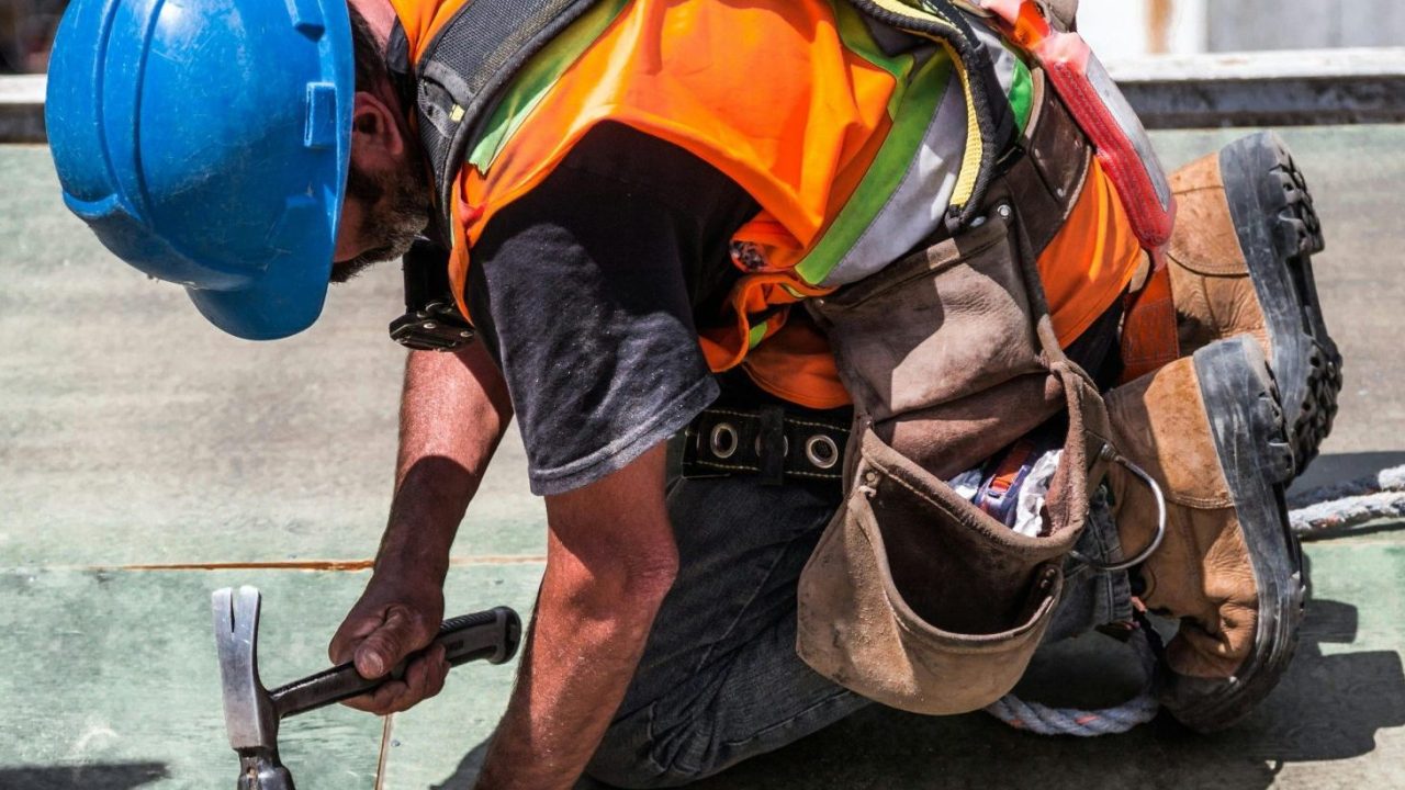 Roof Repair vs. Replacement: Which Option Is Right for You? | ArticleCube