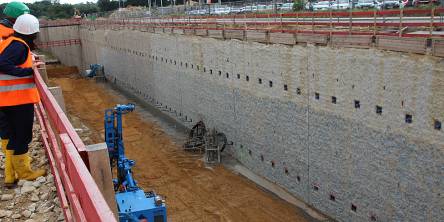 How Diaphragm Walls Differentiate From Piling Work Service