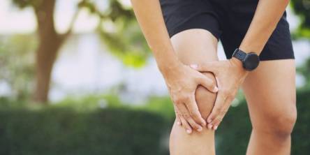 5 Common Causes of Knee Pain You Should Know About 5 Common Causes of Knee Pain You Should Know About