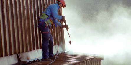 Reasons To Hire Roof Pressure Cleaning Service