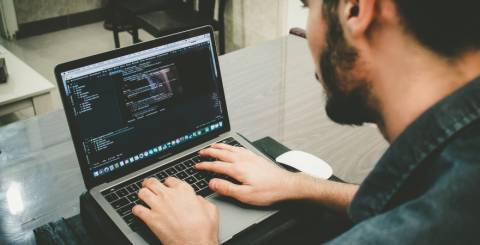 PHP frameworks: Why Developers Prefer Laravel PHP frameworks: Why Developers Prefer Laravel
