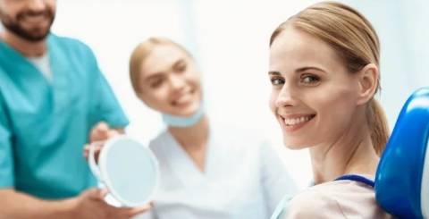 Glow-Up Getaway: Dental Trips for Creatives on the Move Dental
