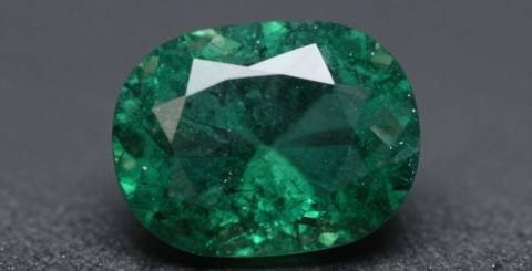 What Emerald Symbolism Says About Love, Renewal, and New Beginnings