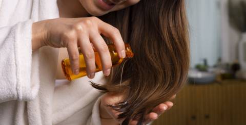 The Role of Ayurvedic Herbs in Hair Growth Oils: Ancient Wisdom for Modern Hair Care 
