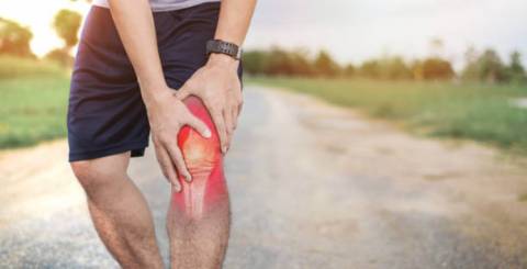 6 Sneaky Daily Habits That Slowly Destroy Your Knees Without You Realizing It