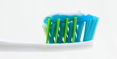 How to Whiten Teeth Without Harming Your Health? How to Whiten Teeth Without Harming Your Health?
