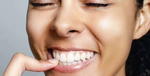 Veneers vs Dental Bonding: 6 Real Differences That Actually Matter in Everyday Life Veneers vs Dental Bonding: 6 Real Differences That Actually Matter in Everyday Life