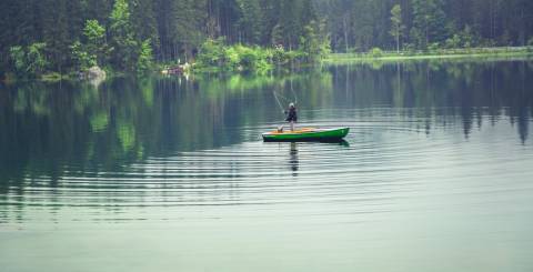 Guide To Choosing the Right Fishing Wader Guide To Choosing the Right Fishing Wader