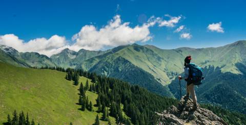 8 Snacks For Hiking