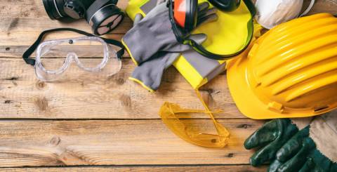 Role of Safety Equipment in Construction Hazards