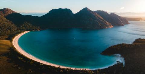 Exploring Flinders Island in Tasmania