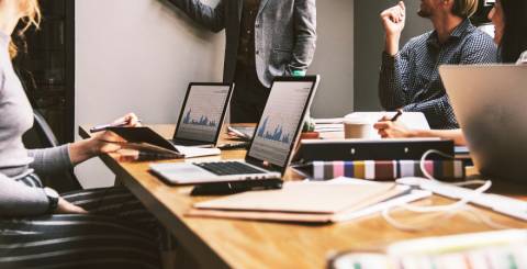 Streamlining communication within organizations Streamlining communication within organizations