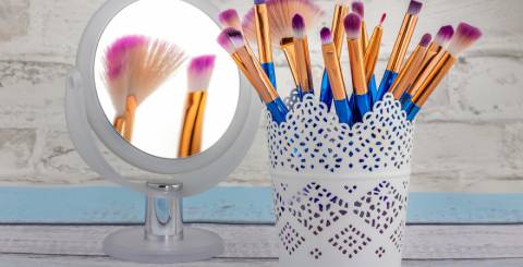 7 Pros Tips To Using Clean Loose Setting Powder cosmetics