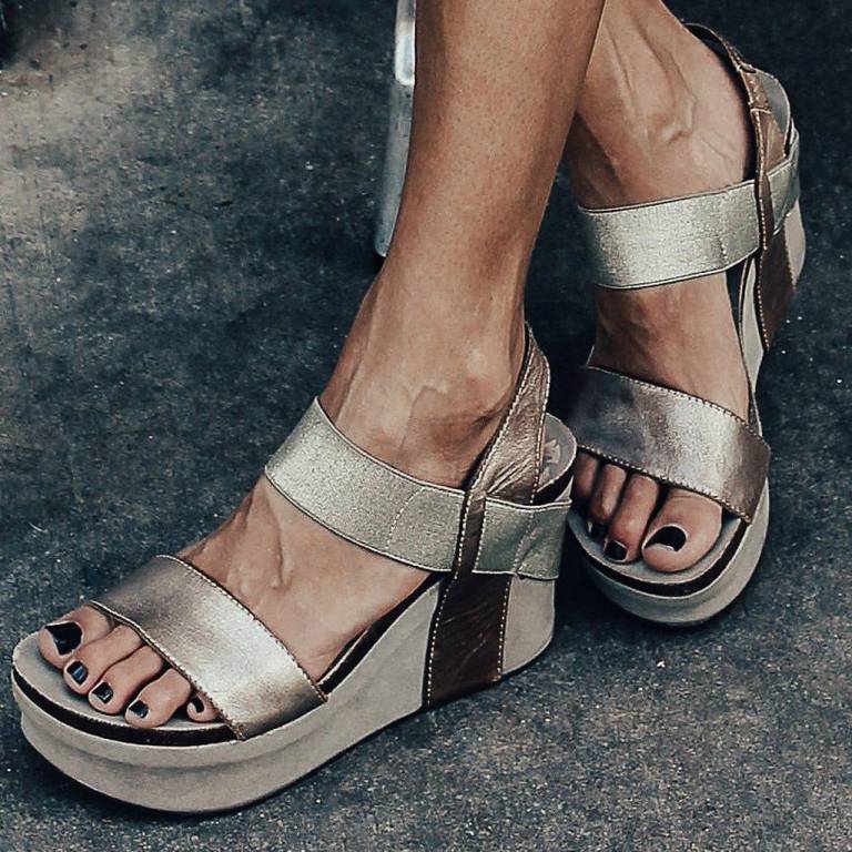 trending wedge sandals