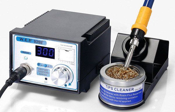 Kit With Solder Cleaner Tin