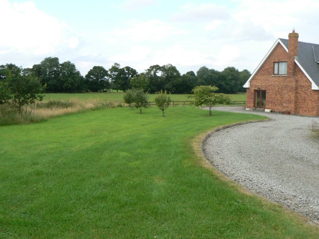 garden driveway